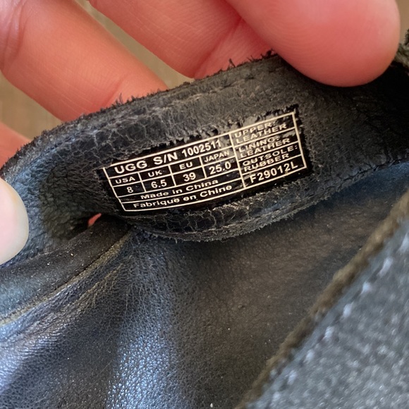 UGG ladies platform shoes in size 8. Suede with wraparound ankle straps. - Picture 9 of 12